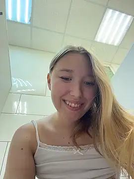 -NaughtyAngel- - RUB WET PANTIESfast while man look at me