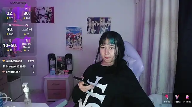 Iris_sky - naked and spanks