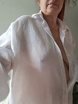 KiraXTender - suck nipples mmmmm