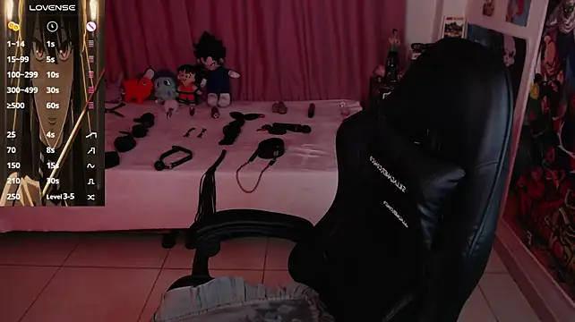 Lily3_4 - STRIPTEASE