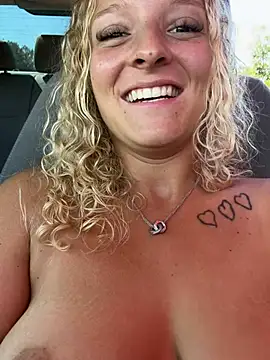 Sophie_cute06 - Brüste massieren