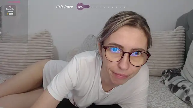 AngelRubyy - 4 finger in pussy till i squirt
