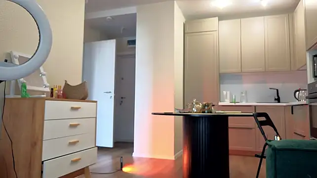 Erica_angel - finger my pinky ass