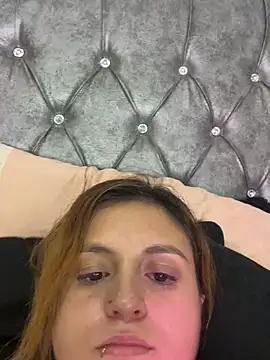 Emilycoy1 - Oil in ass 😈🍑