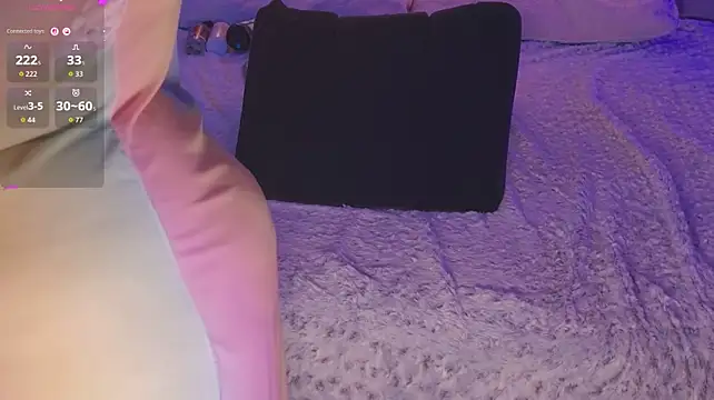 Emmajohnss - Domi deep push, hairy pussy dripping 🔥