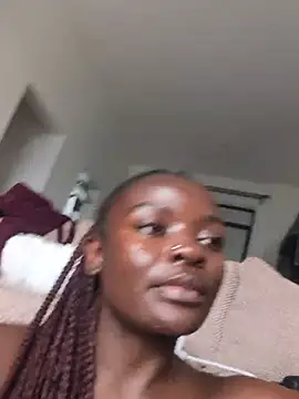 Bustytemptress1 - Make me cum