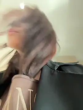 RosieDesire - horny drooling ahegao in public