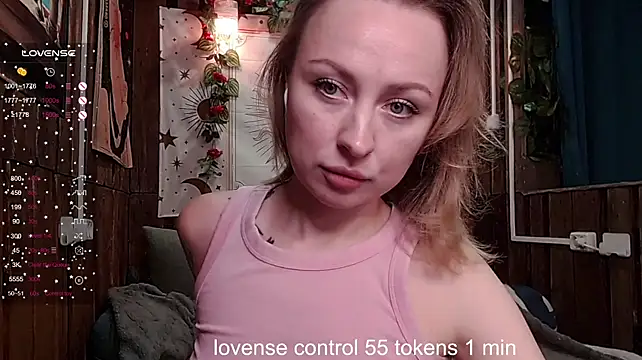 Mimi-Deep - Fucking pussy with dildo
