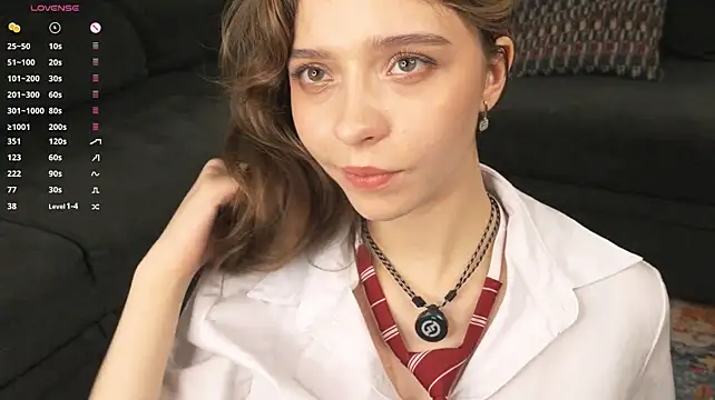ShineAmelia - Slap my ass until red!