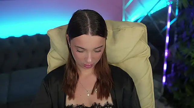 MelisaRoss - Spank my naked ass in doggy ^^