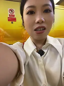 YummyLoveYou - 口交大鸡吧一分钟