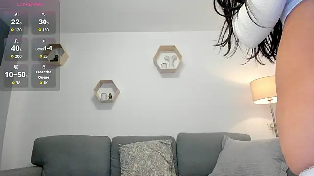 Naila18 - Use the back door. ANAL show at goal