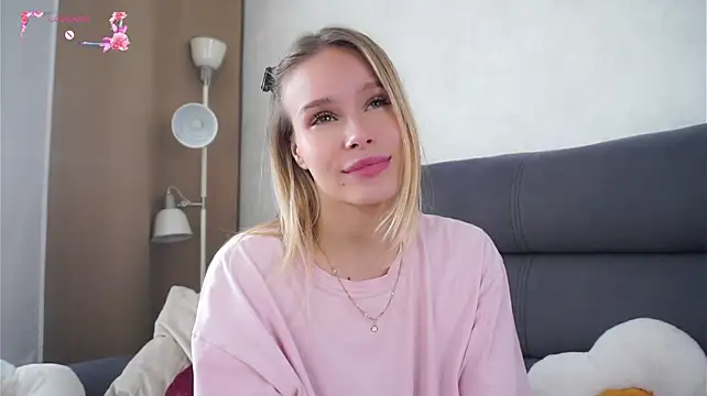 TaiteBayles - wet my top