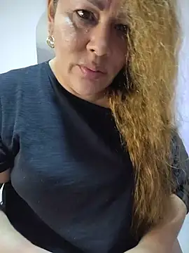 SluttyMilf79 - suck your dick and talk dirty😈🔥
