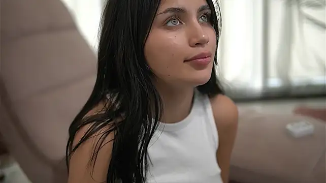 MysticLayla - happy pussy happy Layla