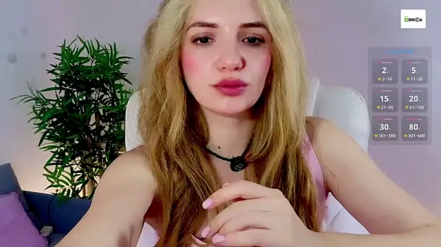 Cute_cake - SPANK ASS IN DOGGY