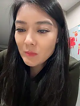 Yueyue181 - 姨妈期间下面的菜单不露不插哦