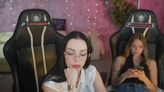 Angy_Netal - show tits