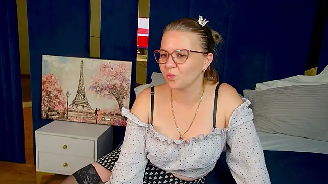 AdeleRavelle - hot thigh massage with oil