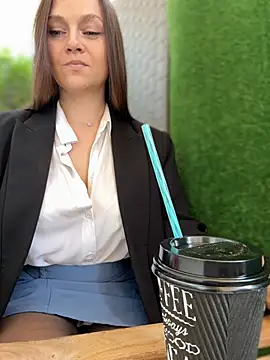 CrazyTori - Take off panties in cafe alt🎁