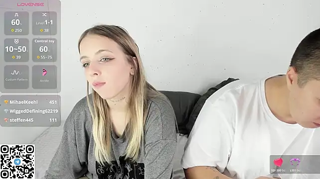 Alice_Halle - Asian rub blondie clit