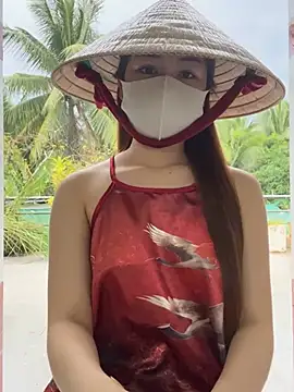 My_Melodyy - Make me pussy cum in public garden 🪴😈