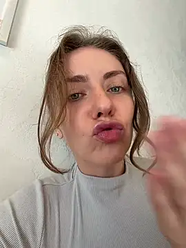 MariiD - 😈CUM WITH FERRI TOY