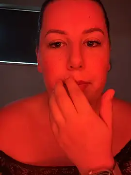 Xlinastarrx - Dildo play