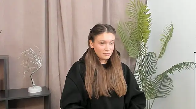 MyrticeBarczak - stand up and show off your outfit