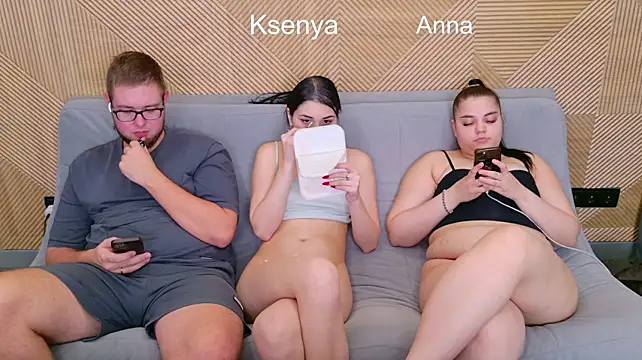 Ksenny - threesome sex + creampie