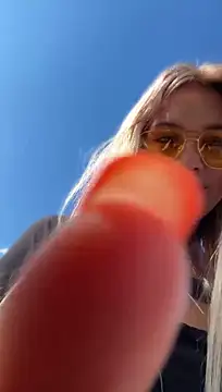 KikiWatson - Show color panties in public 😍
