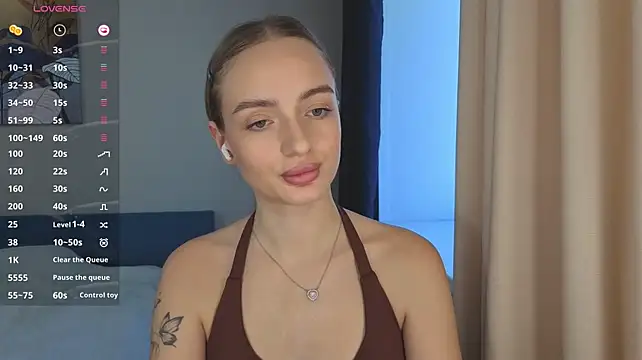 A_delina - oil ass🍑