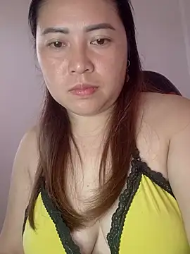 Yun_2006 - Giúp đỡ Em mùa hè nóng nực em cần ly tà