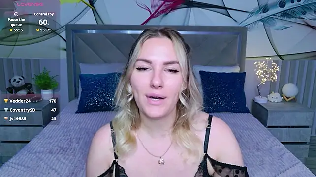 EvaAlisaXO - Spank ass