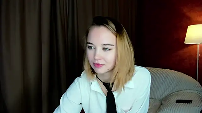 KayleenCurtis - Want to see what panties I'm wearing?