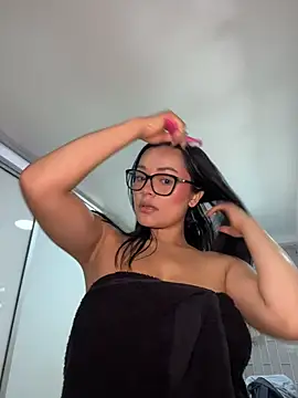 Lola_sweeet18 - flash boobs lola