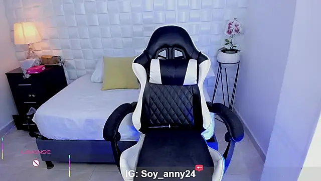Anny_rouse24 - NAKED ME+2MIN CONTROL