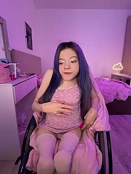MiniSophiaa - Full naked 10min