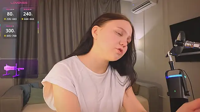 Tiny_Emmy