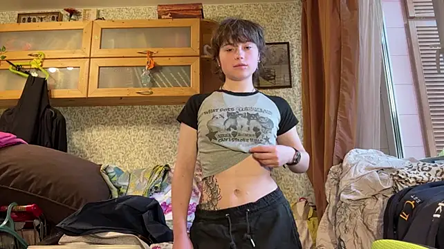 Nellyts - Show my Piercied tongue