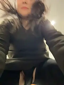 Yueyue181 - 姨妈期间下面的菜单不露不插哦