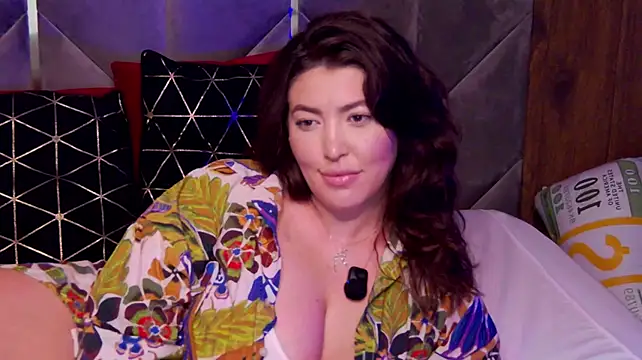 CleoLangley - Ass tease 🍑