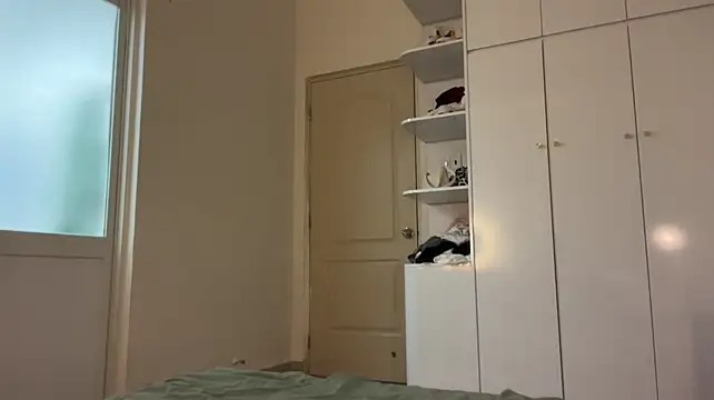 EarlenePedrogo - Make my nipples hard and sticking out