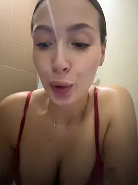 Coconut_milk - Show naked aaa in bus