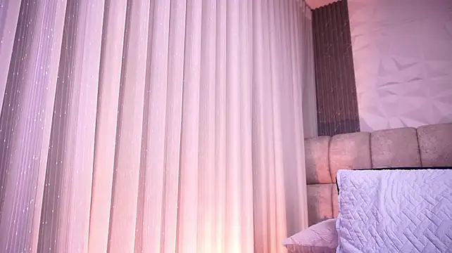 Godess_Scarlett77