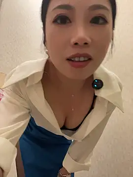 YummyLoveYou - 口交大鸡吧一分钟