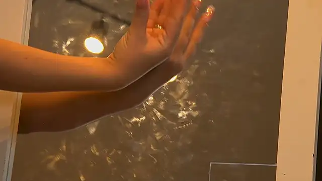 Jo_Reed - mmmm make it rain from my pussy daddy💦