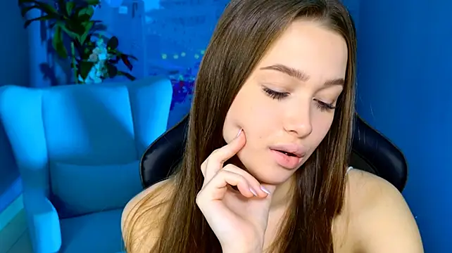 ArielSykes - 1 kiss=1 token❤️