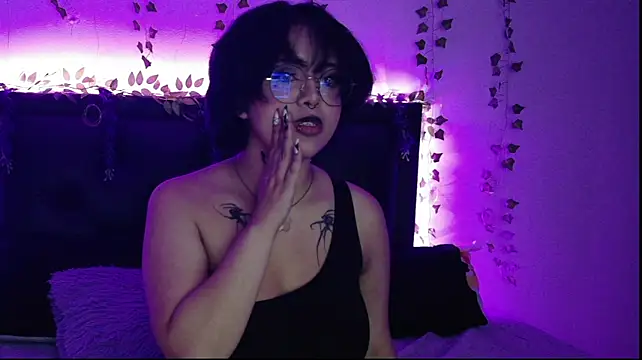Zafiro_Raven - Slow body tease 🔥🙈