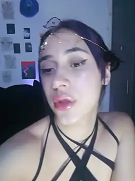 Ariana_colliinss - full neked